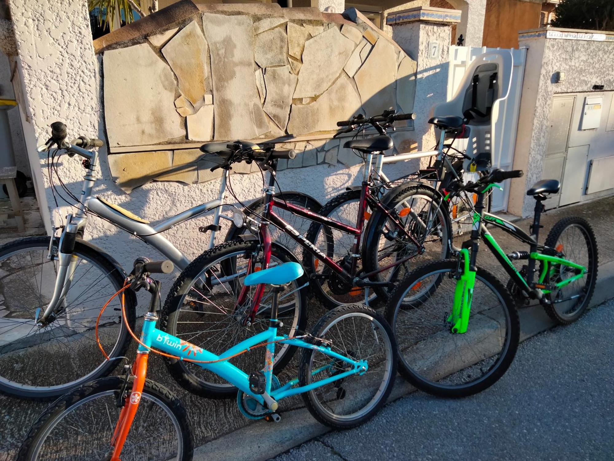 Maison 4 A 6 Pers Quartier Calme Tout Confort Aigues-Mortes Exteriér fotografie