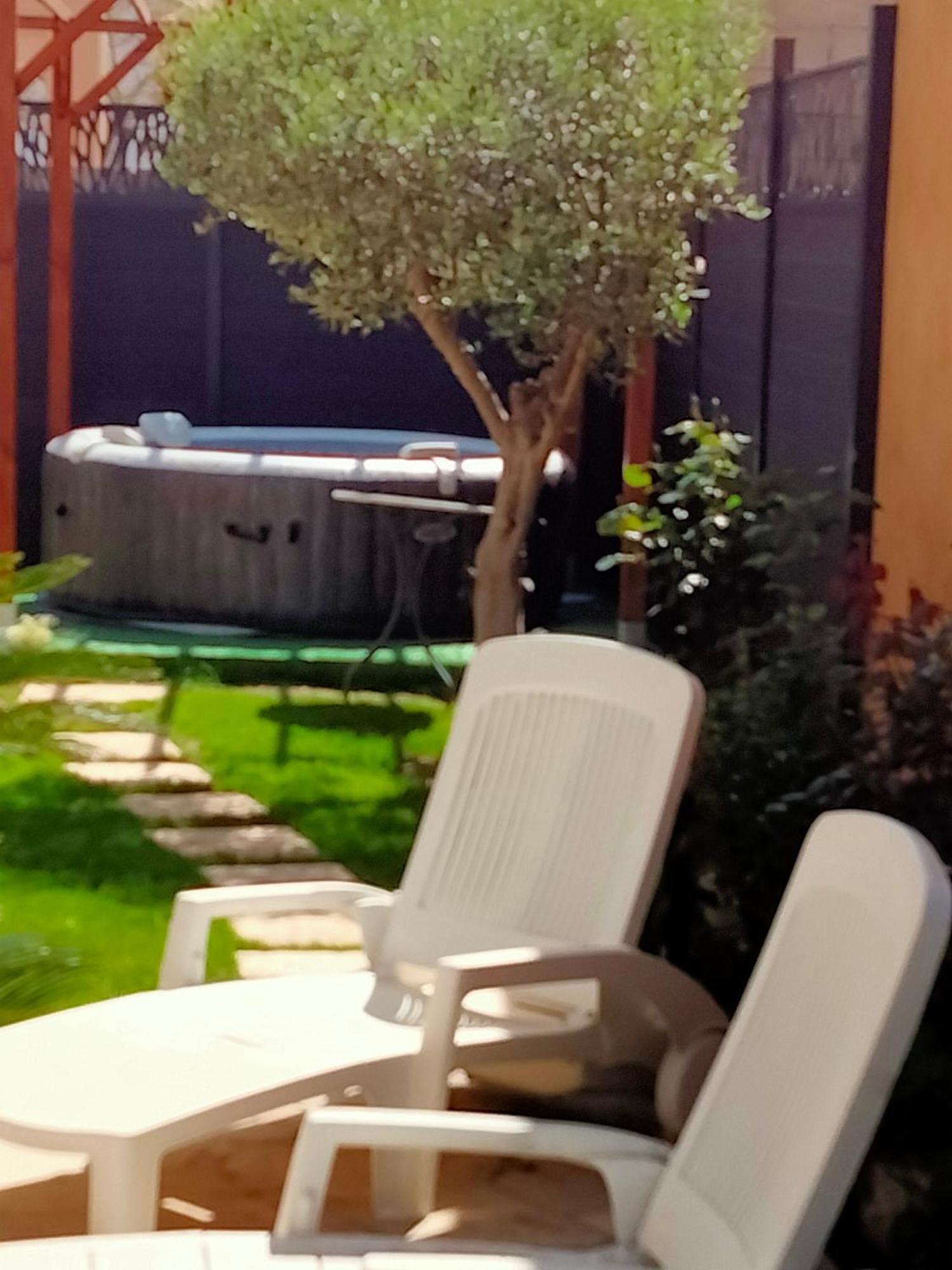 Maison 4 A 6 Pers Quartier Calme Tout Confort Aigues-Mortes Exteriér fotografie